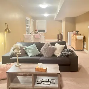  Apartment Cozy And Stylish Entire In Canada