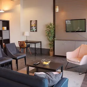  Apartment #b, Industrial Styling, Ac Canada