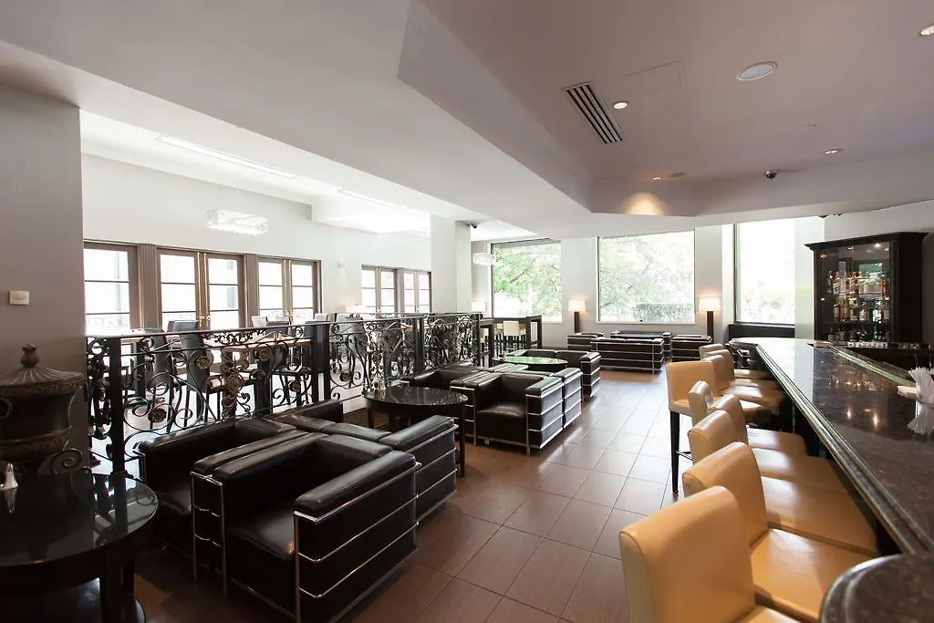 Grand Hotel & Suites Toronto